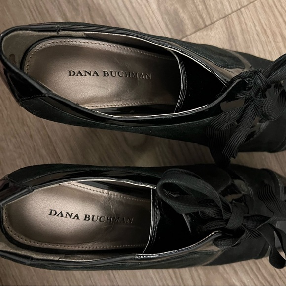 Black lace up heels - Picture 4 of 7